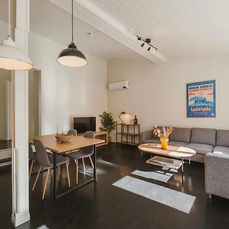 Apartment Sjogata